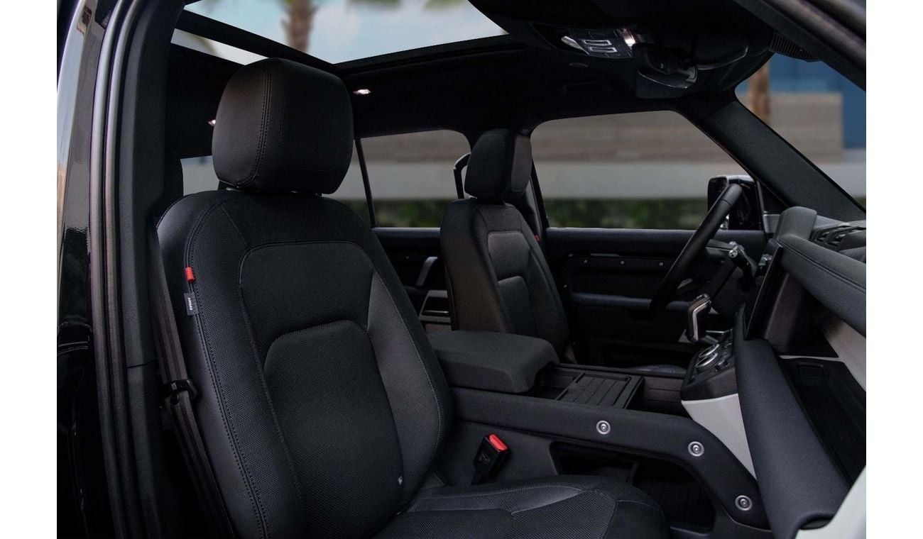 Land Rover Defender 130 P400 Dynamic | 6,560 P.M  | 0% Downpayment | Fantastic Condition!