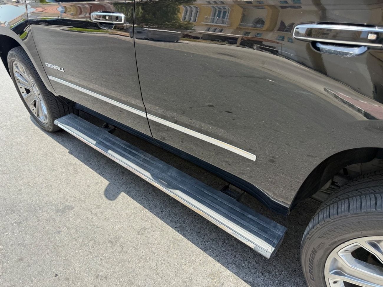 GMC Yukon 2015 DENALI 6.2L/V8 WELL MAINTAINED GCC