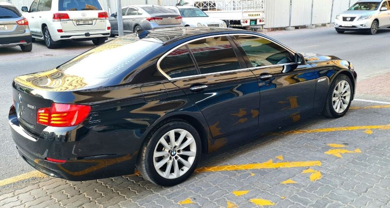 BMW 528i BMW 528 GCC 2012 FULL OPTION