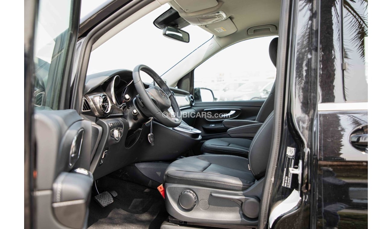 Mercedes-Benz V 250 2023 MBZ V250 2.0 8 SEATER P AT - Black inside black