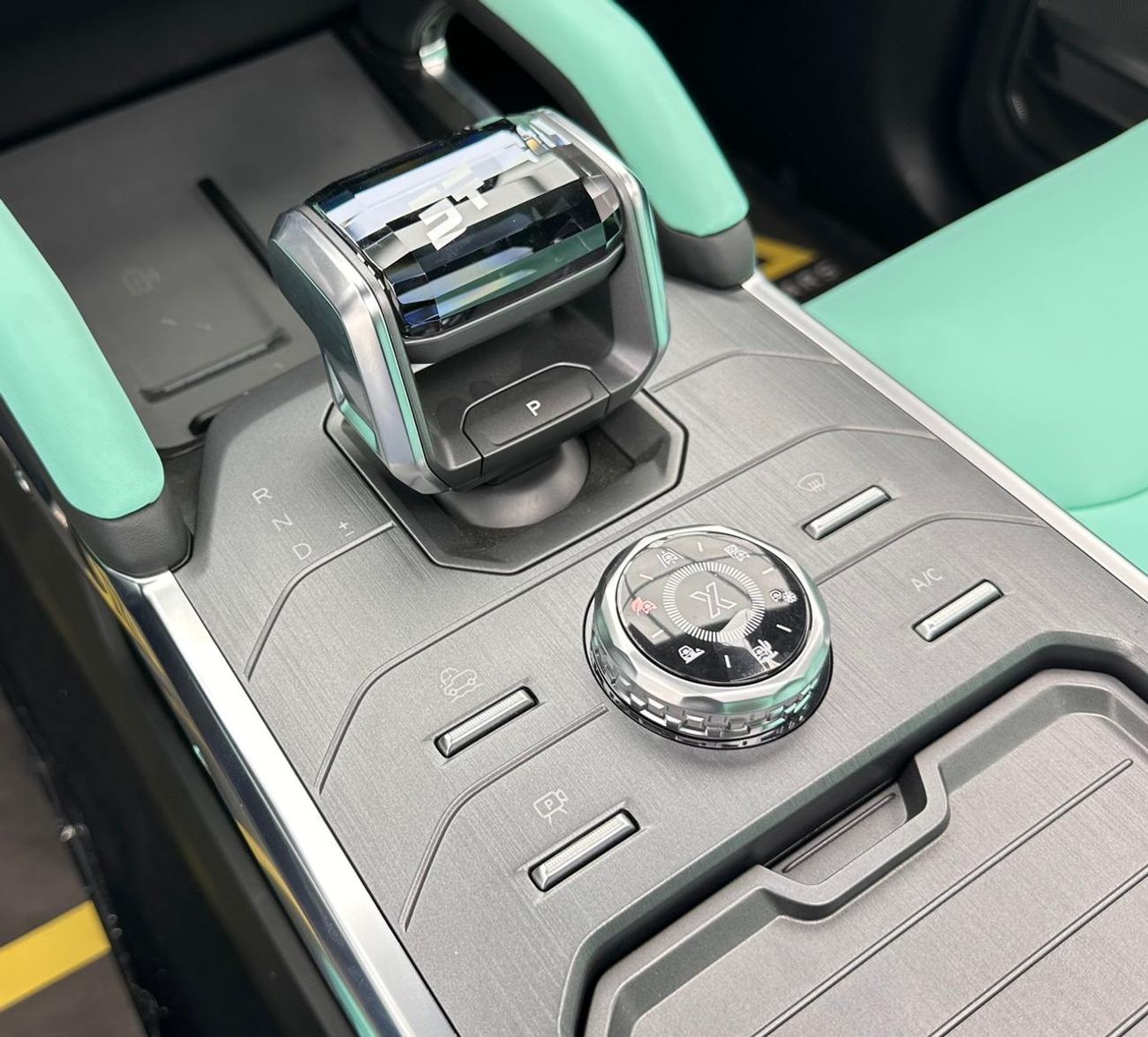 جيتور T2 2025 Jetour T2 Travel Plus, Starlight Roof, Defender Kit, Brand New, 1 Year Warranty Unlimited Km