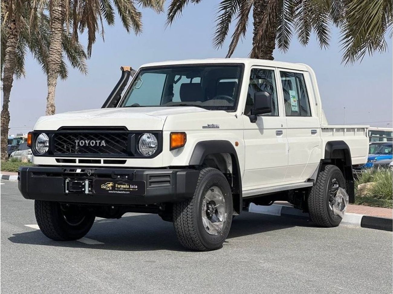 Toyota Land Cruiser Pick Up LC79 D/C 2.8L DSL A/T // 2024 // HIGH OPTION WITH WINCH , DIFF LOCK , POWER WINDOWS // SPECIAL OFFER