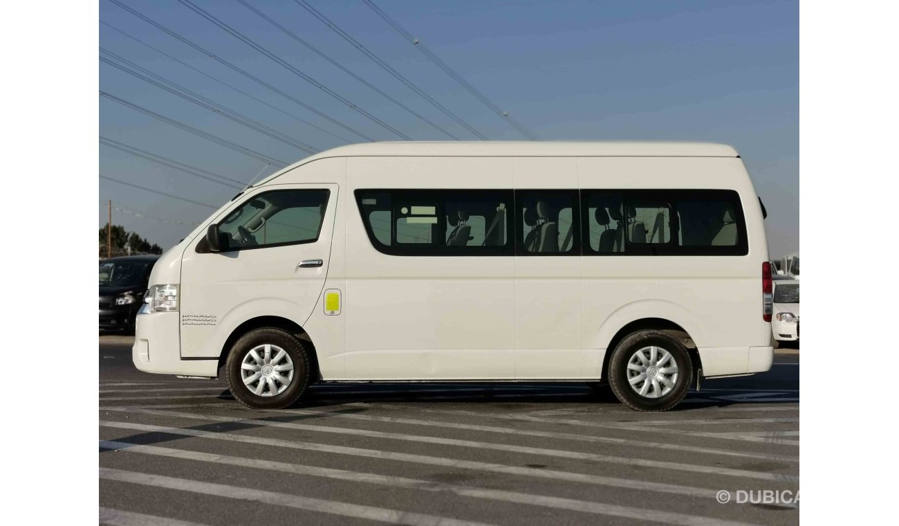 تويوتا هاياس 2.7L PETROL, 15" TYRE, 15 SEATS, MANUAL A/C (LOT # 706)