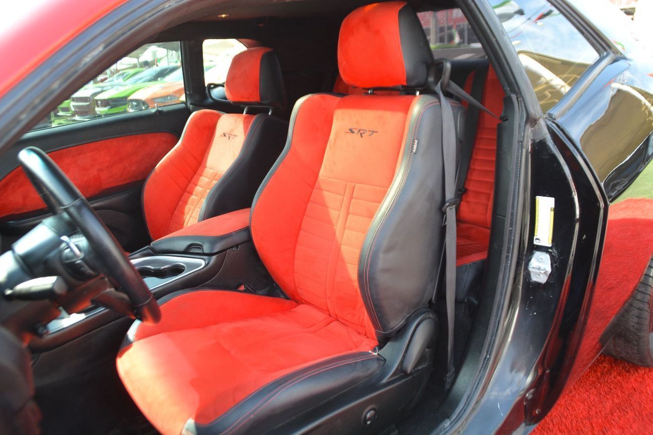 دودج تشالينجر R/T 5.7L (370 HP)