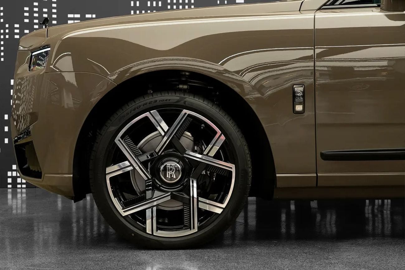 Rolls Royce Cullinan BLACK BADGE