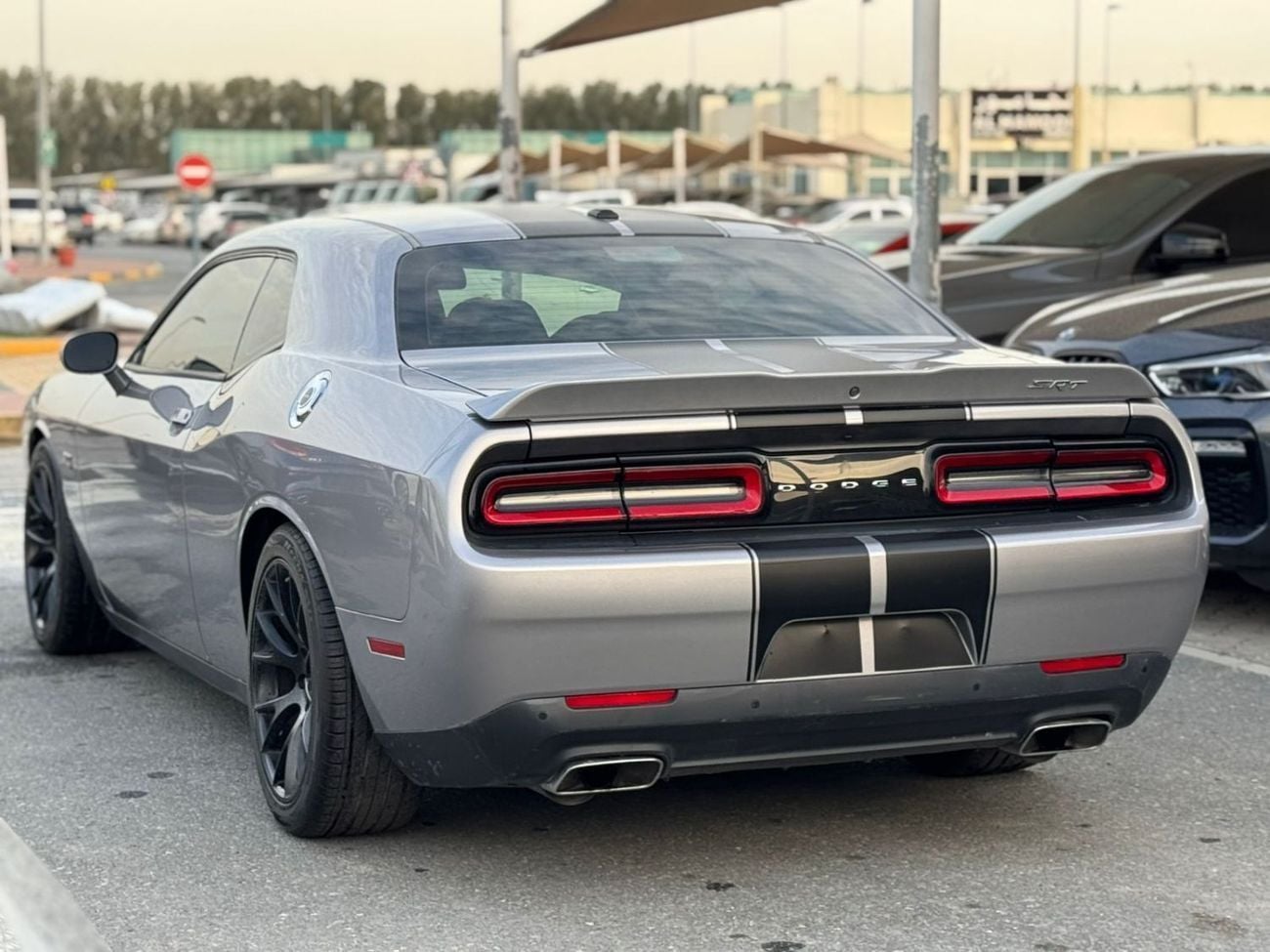Dodge Challenger SRT8 SRT 6.4L