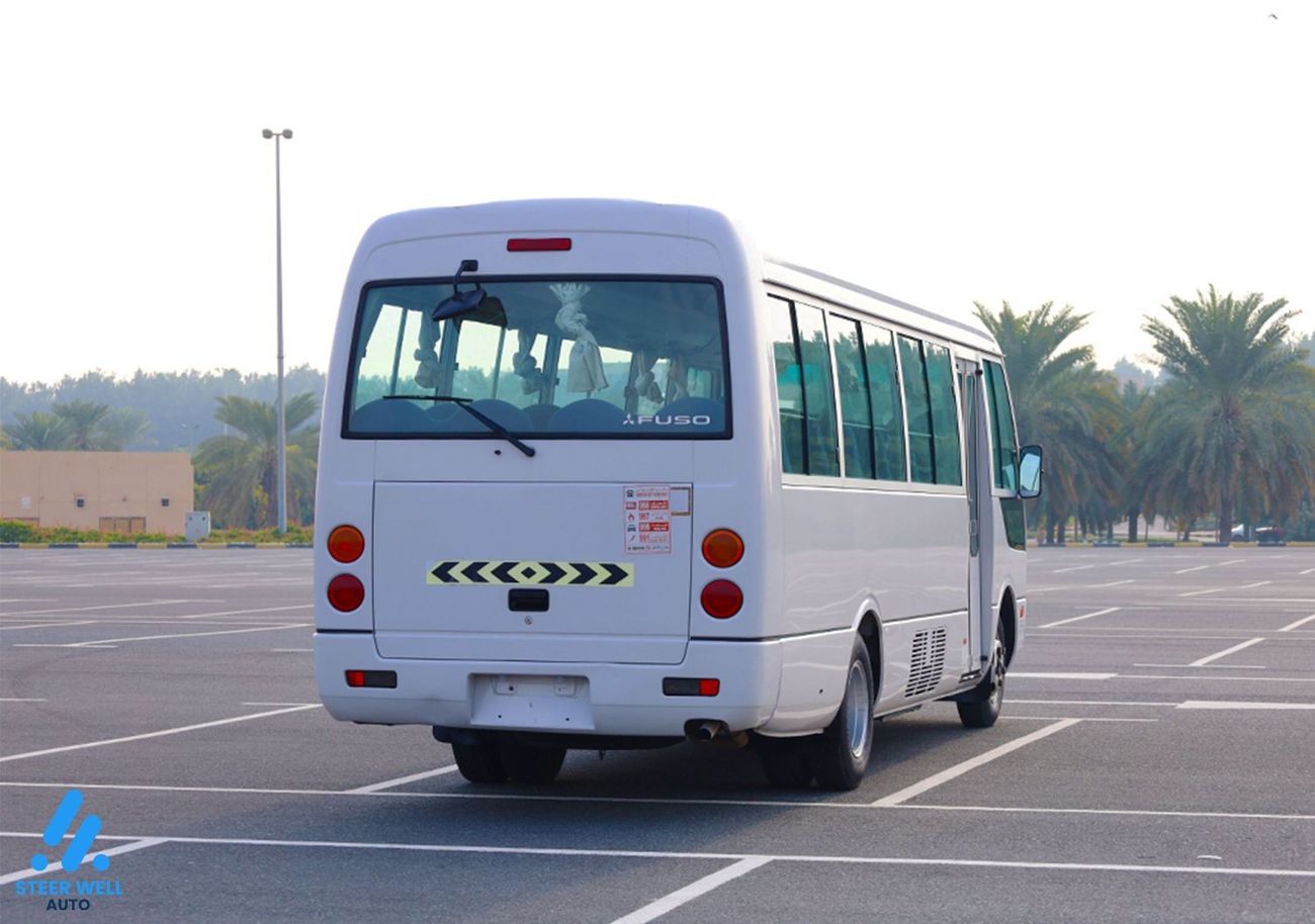 Mitsubishi Rosa 2016 - 30 Seater Bus - M/T Diesel - Well Maintained / Ready to Drive / GCC / Book Now
