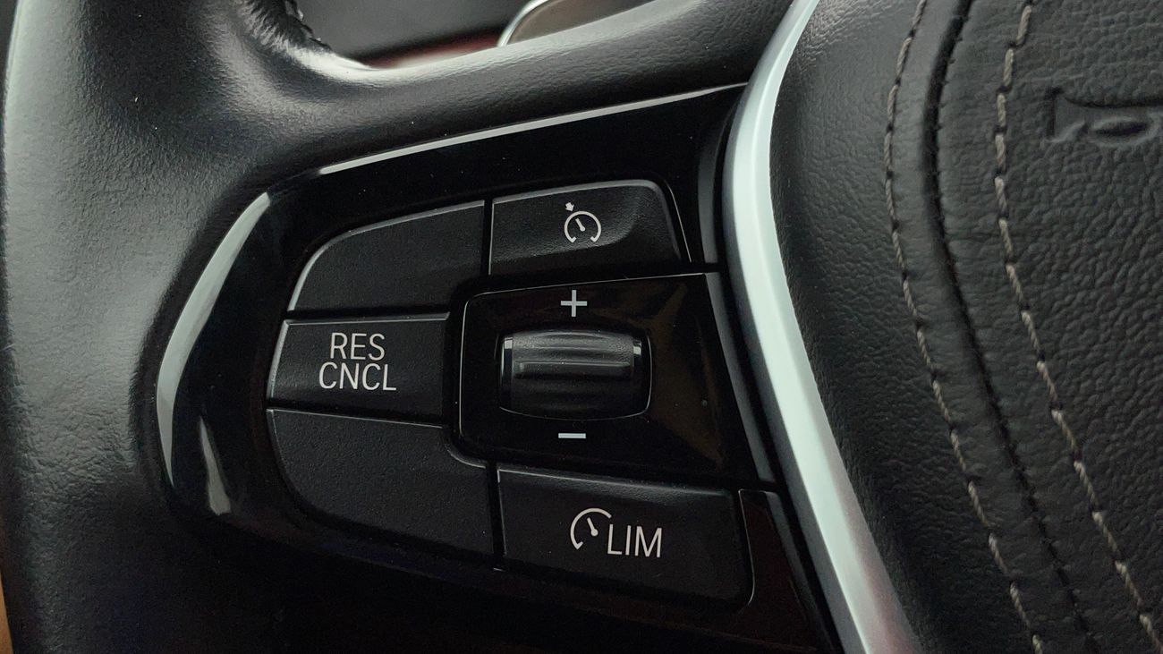 بي أم دبليو 530i LUXURY LINE 2 | بدون دفعة مقدمة | اختبار قيادة مجاني للمنزل