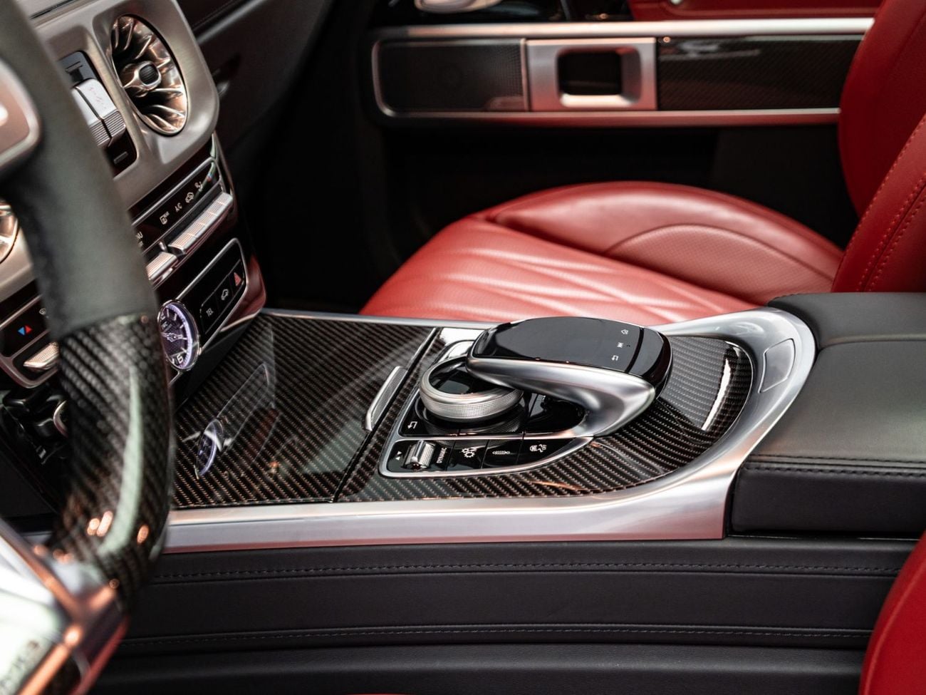 مرسيدس بنز G 63 AMG STD BUY NOW, PAY 2027 | THE BLACKLINE STANDARD | Mercedes Warranty + Service Contract, GCC