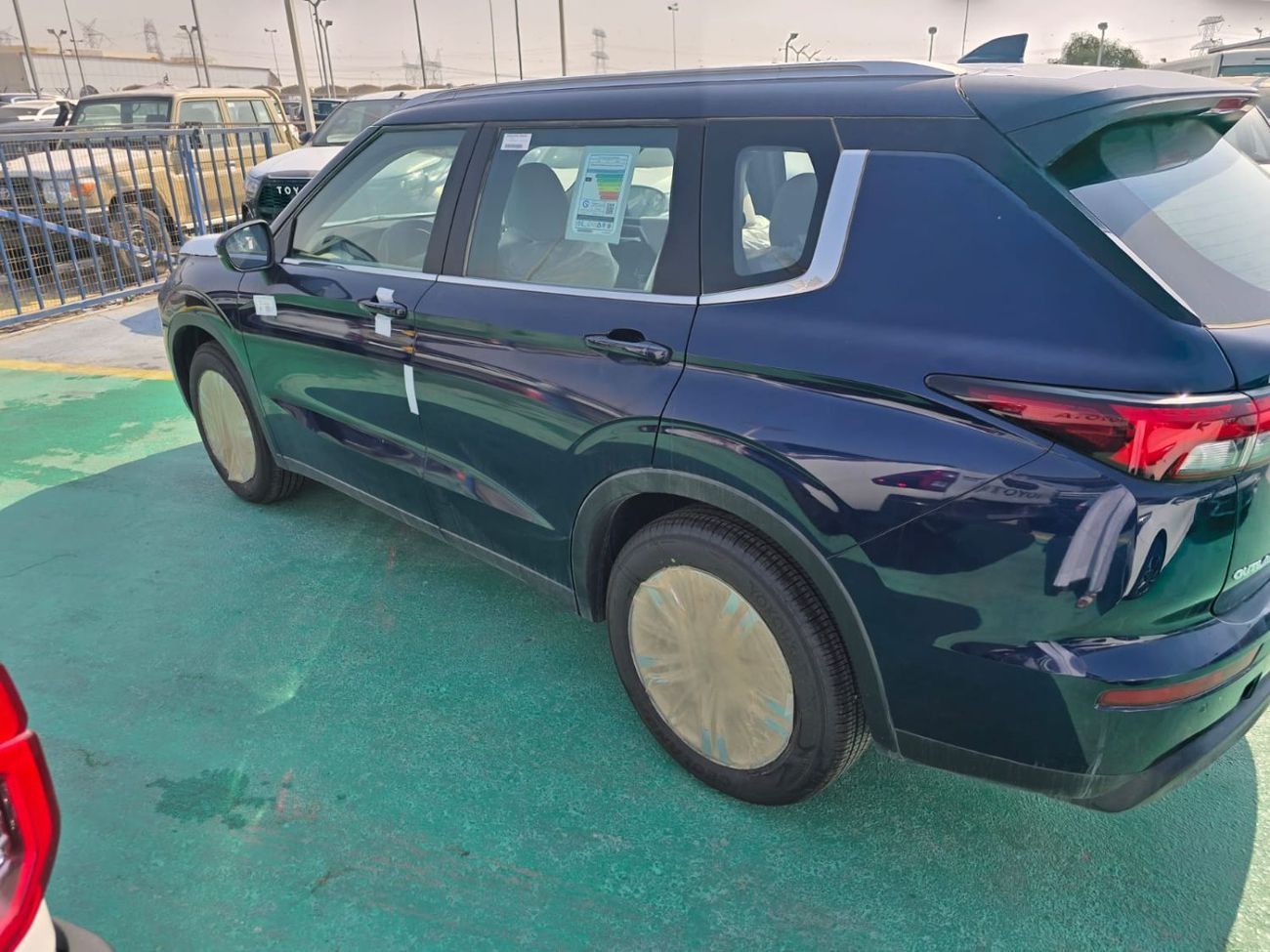 Mitsubishi Outlander GLX 2.4L GLX 2.5L