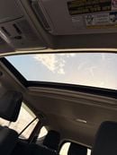 تويوتا راف ٤ XLE 2.5L AWD Full option sunroof, push start