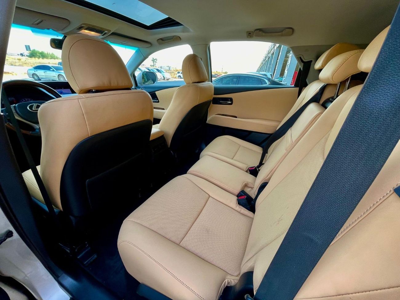 Lexus RX350 F-Sport 3.5L (275 HP) RX 350 / 4x4/GCC / F-SPORT KIT /IN EXCELLENT CONDITION