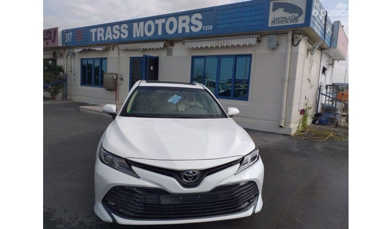 Toyota Camry GLE 2.5 sunroof electric seat