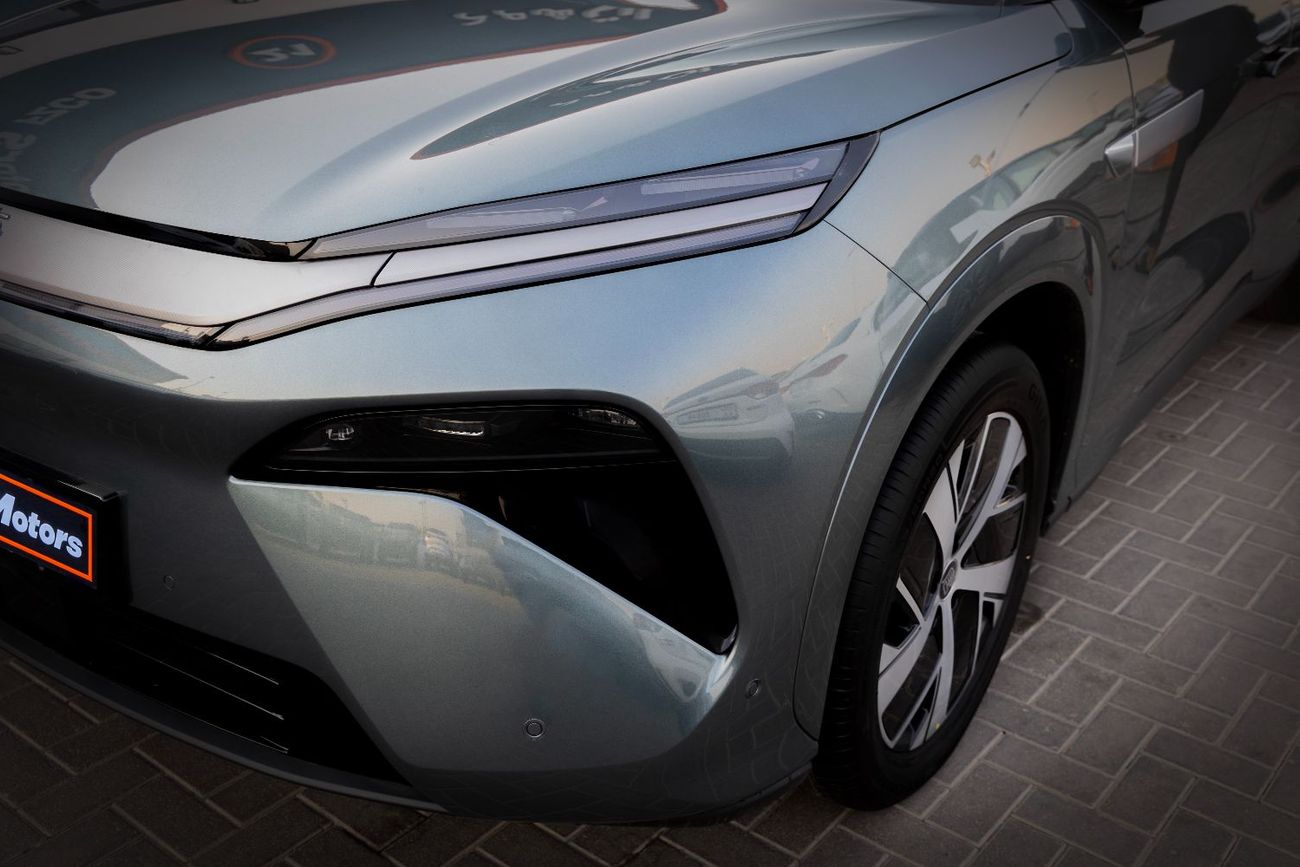 بي واي دي تانغ