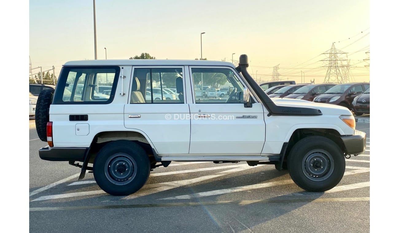 Toyota Land Cruiser 70 Toyota Landcruiser hard top RHD Diesel engine 1HZ car very clean and good condition