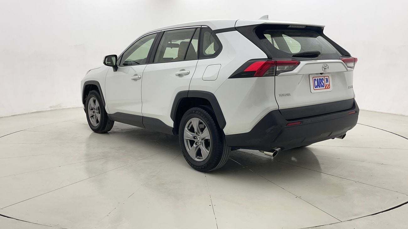 تويوتا راف ٤ EX 2.5 | بدون دفعة مقدمة | اختبار القيادة في المنزل