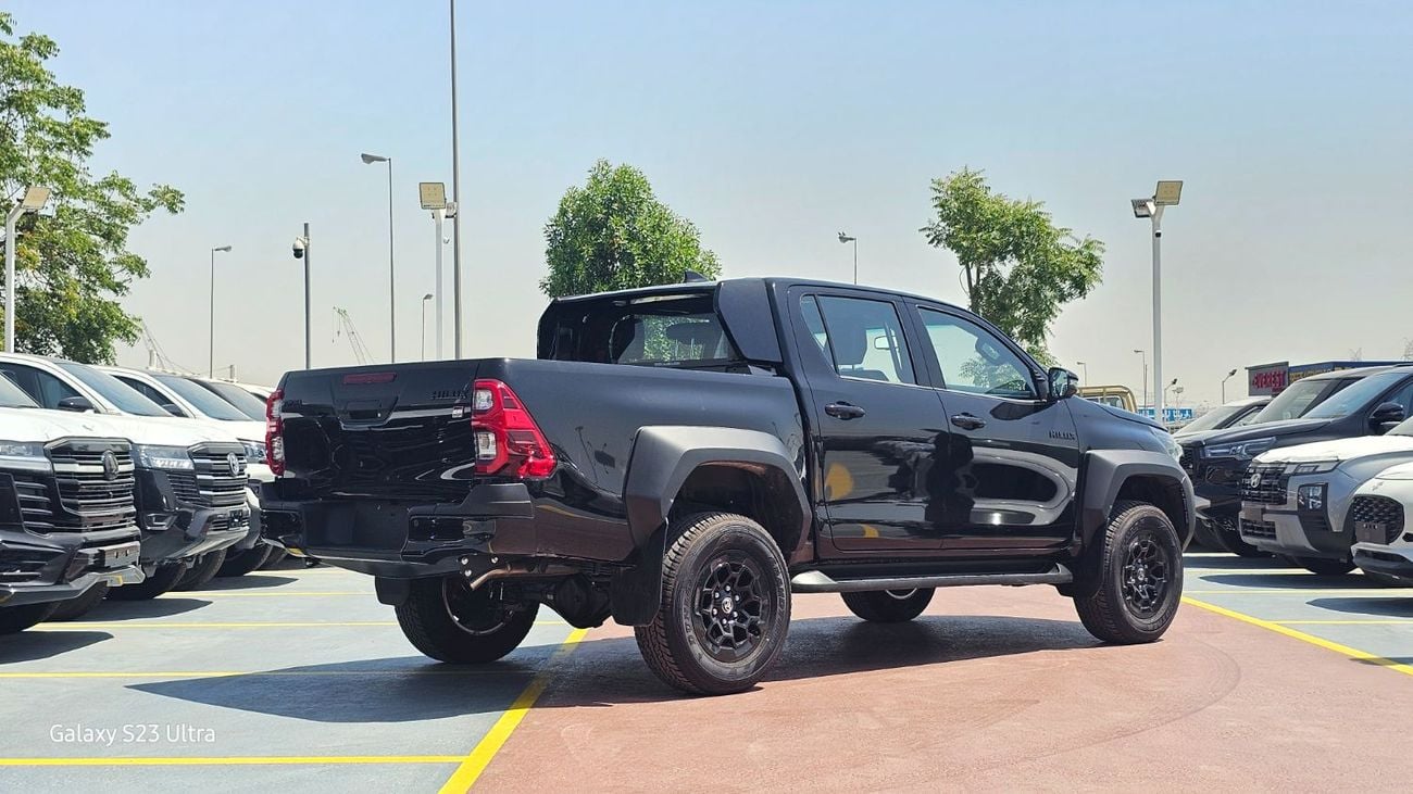 تويوتا هيلوكس GR Sport 2.8L