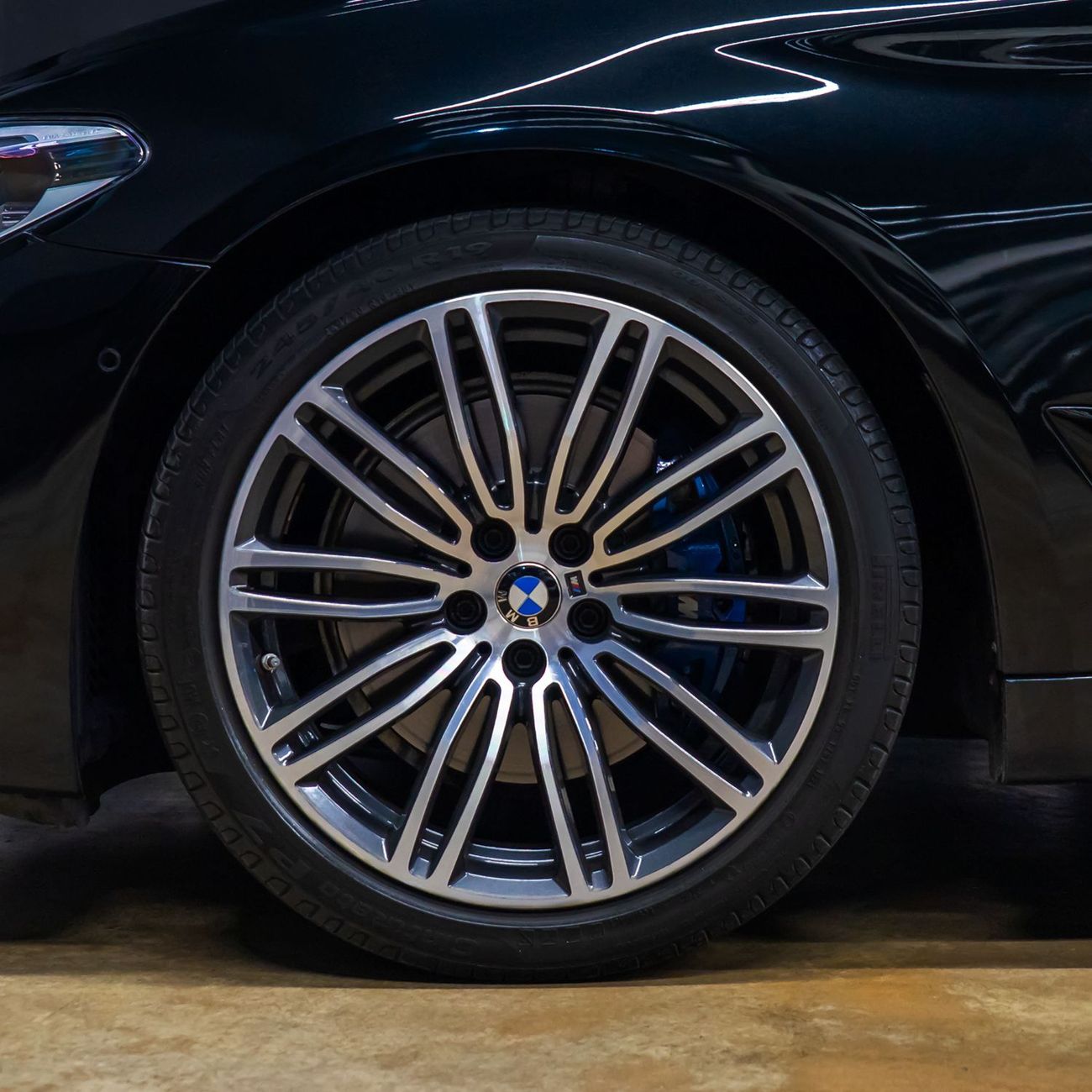 بي أم دبليو 530i M Sport 2.0L AED 2,572 pm • 0% Downpayment • BMW 530i M-Sport • 1 Year Warranty