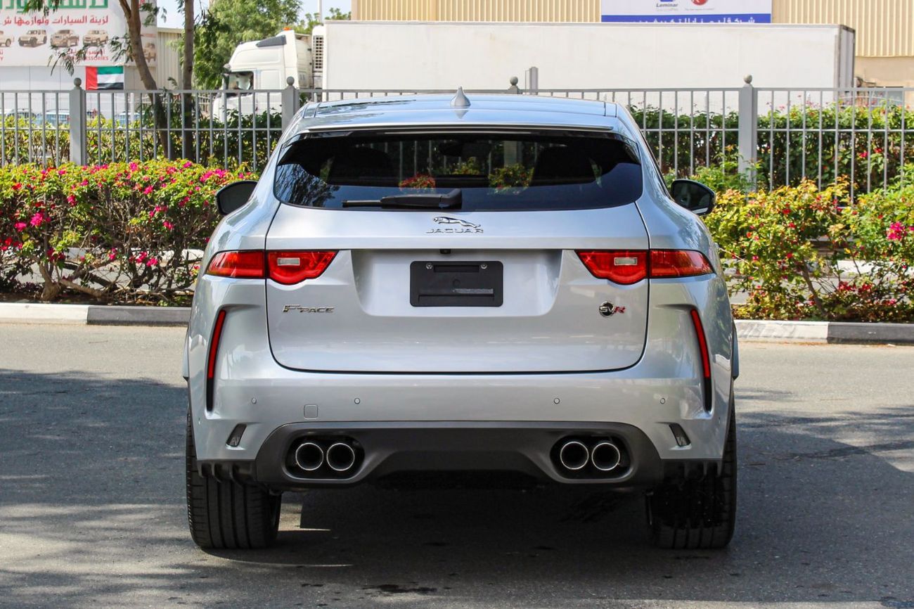 Jaguar F Pace SVR 5.0L 2019 Jaguar F-Pace SVR / Law Mileage (55,000 Km) / Candian Specs