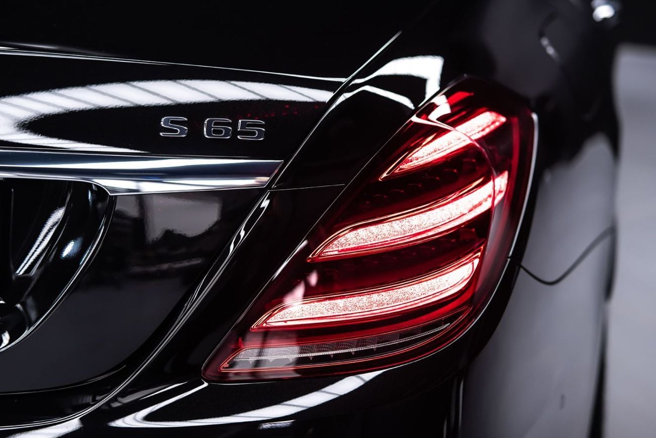 Mercedes Benz S65 AMG Mercedes-AMG S 65 Sedan (Long Wheelbase) V12 BiTurbo AMG Final Edition