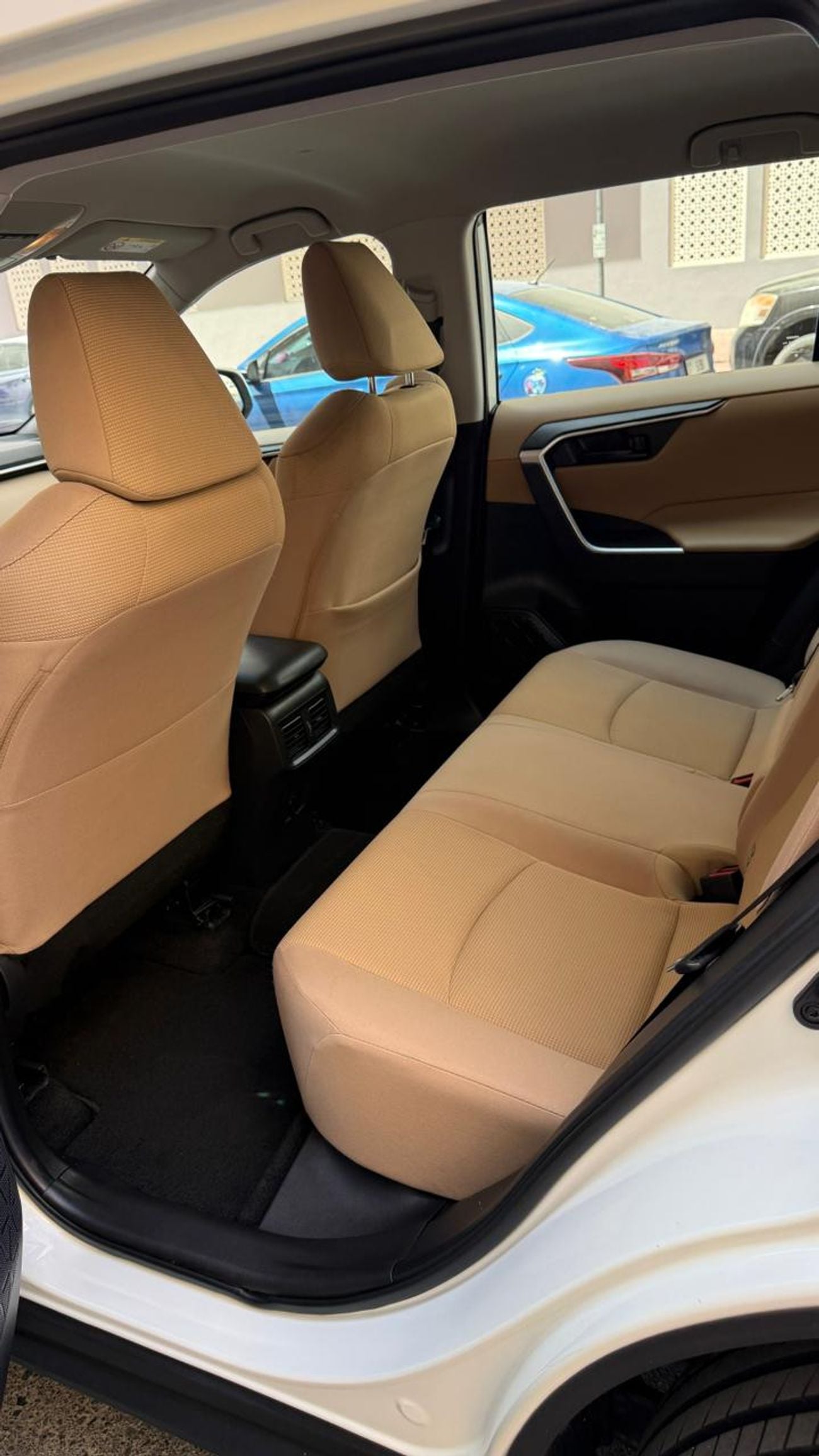 Toyota RAV4 EX