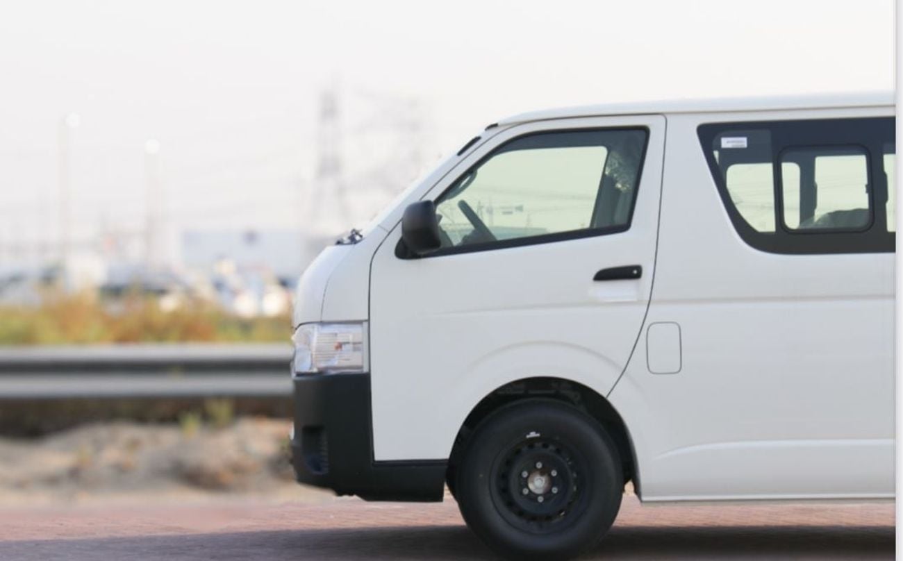 Toyota Hiace DX HIACE 2.7L AC