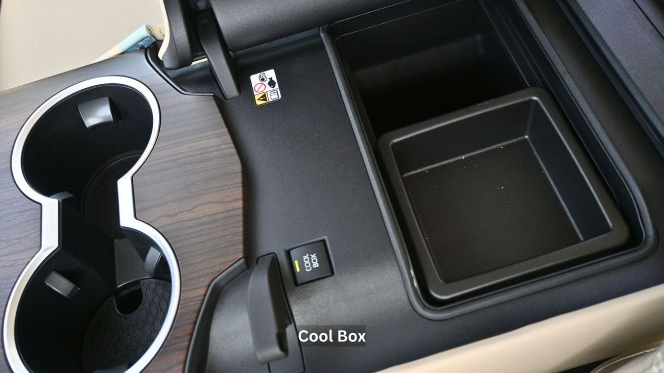 Toyota Land Cruiser Toyota Land Cruiser GX-R 4.0L V6 Petrol with Aero Kit, Model 2026