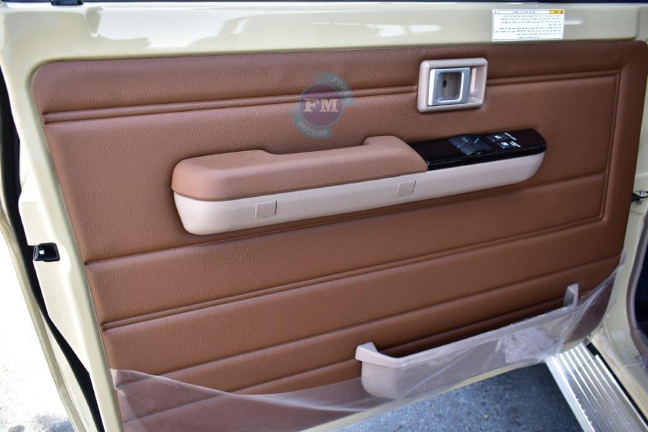 Toyota Land Cruiser Pick Up 79 SDLX V6 4.0L Petrol 4WD Automatic