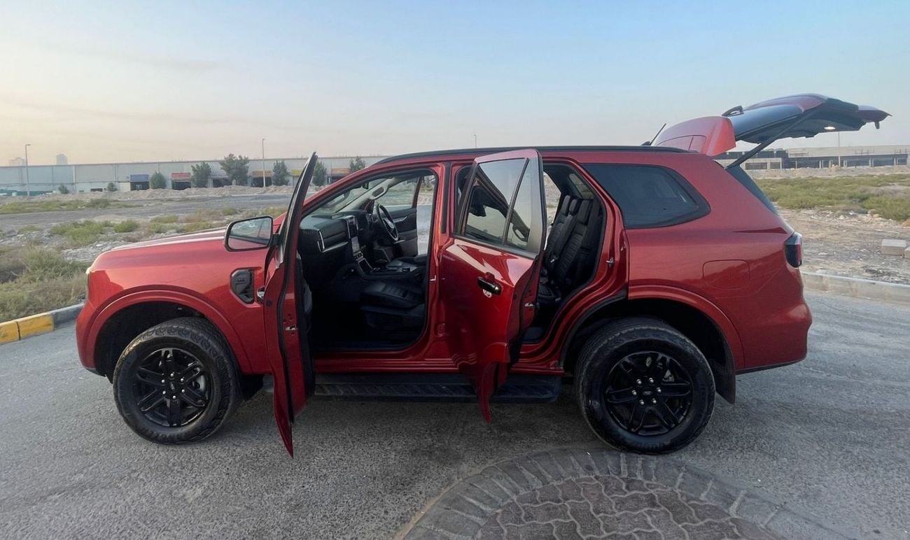 Ford Everest diesel 3.0 liter ,right hand drive only for export available