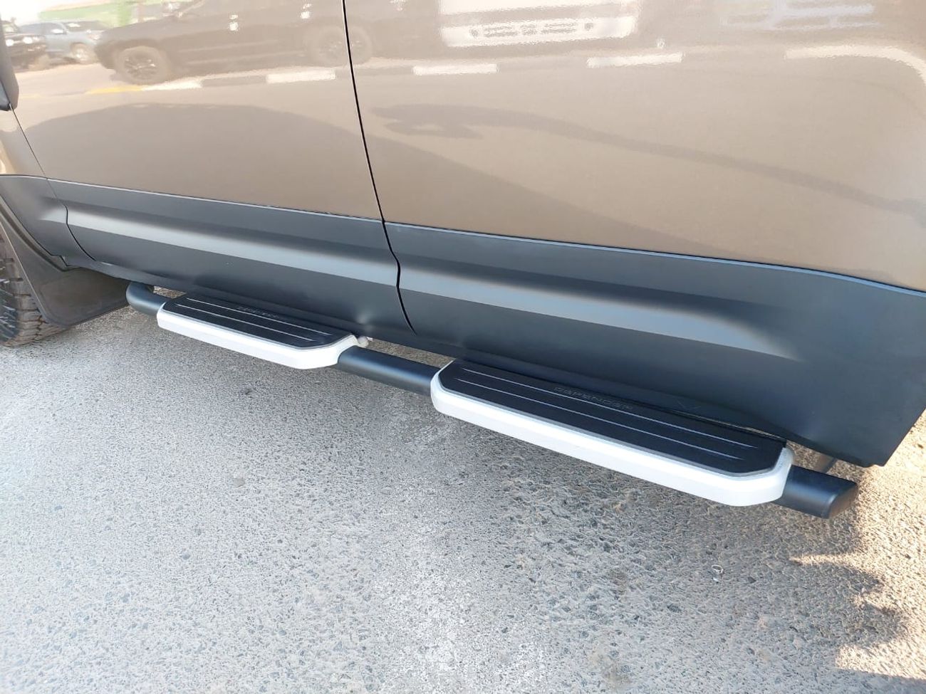 Land Rover Defender 2020 LAND ROVER DEFENDER FIRST EDITION FULL OPTION RHD DIESEL AUTOMATIC(PM11817)