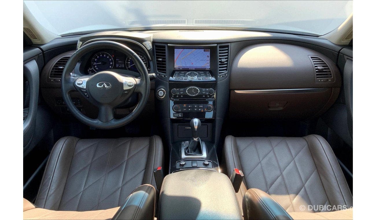 Infiniti QX70 Luxe Sensory