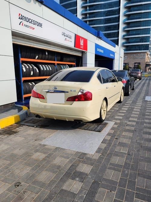 Infiniti M45 STD
