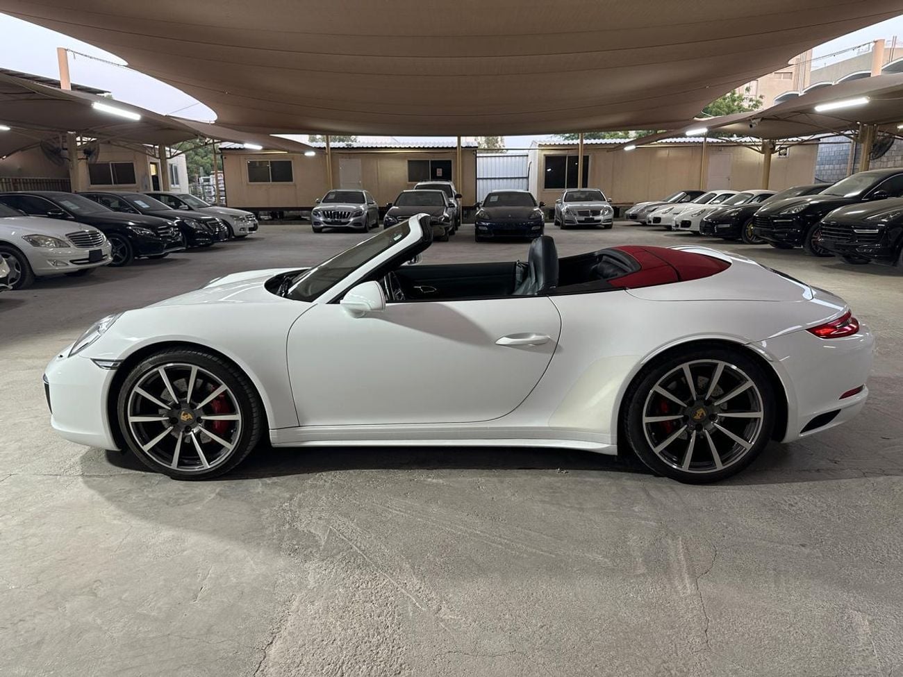 Porsche 911 PORSCHE 911 CARRERA 4S CABRIOLET 2017 | FULL SERVICE HISTORY | TWO KEYS | SPORTS EXHAUST SYSTEM