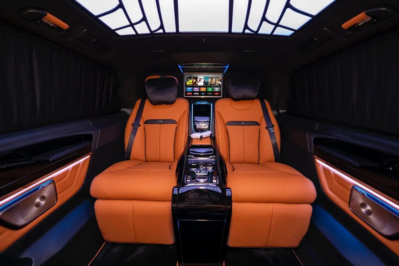 مرسيدس بنز V 300 NEW ARRIVAL 2026 MODEL VIP MERCEDES GCC V300 with ADDITIONAL REAR AC - 2 Years Warranty by VLINE