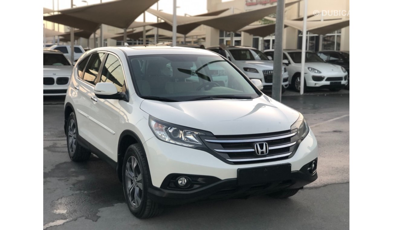 Honda CR-V Honda CRV model 2014 GCC CAR PERFECT CONDITION FULL OPTION