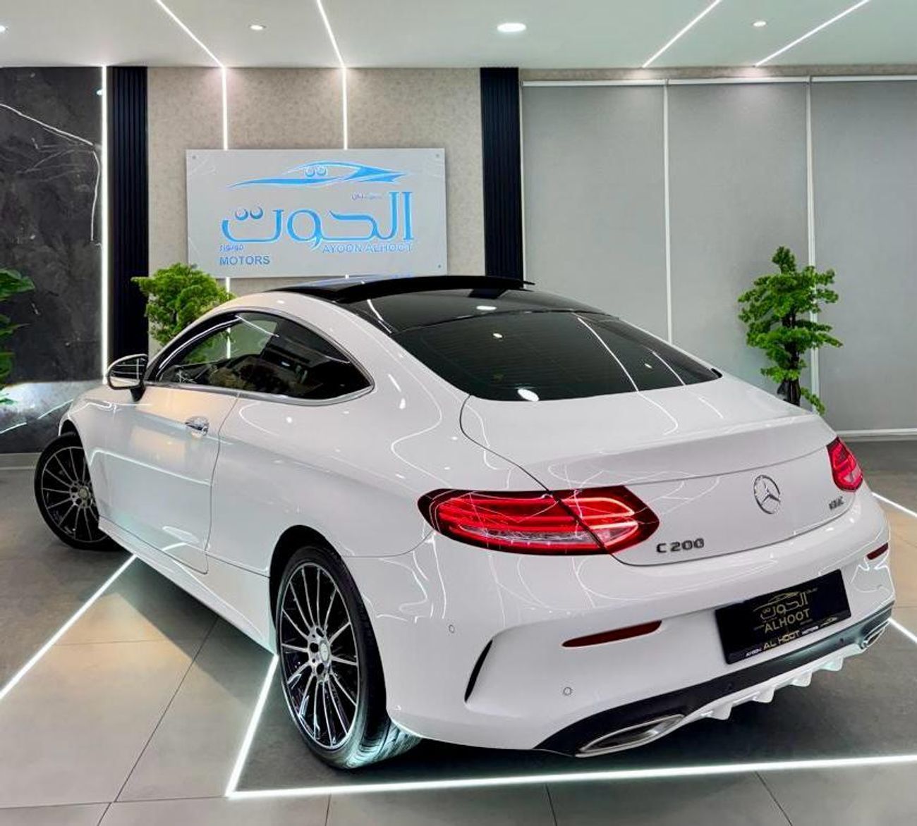 Mercedes-Benz C 200 LOVELY MERCEDES C200 COUPE || FULL OPTION || GCC || ACCIDENTS FREE