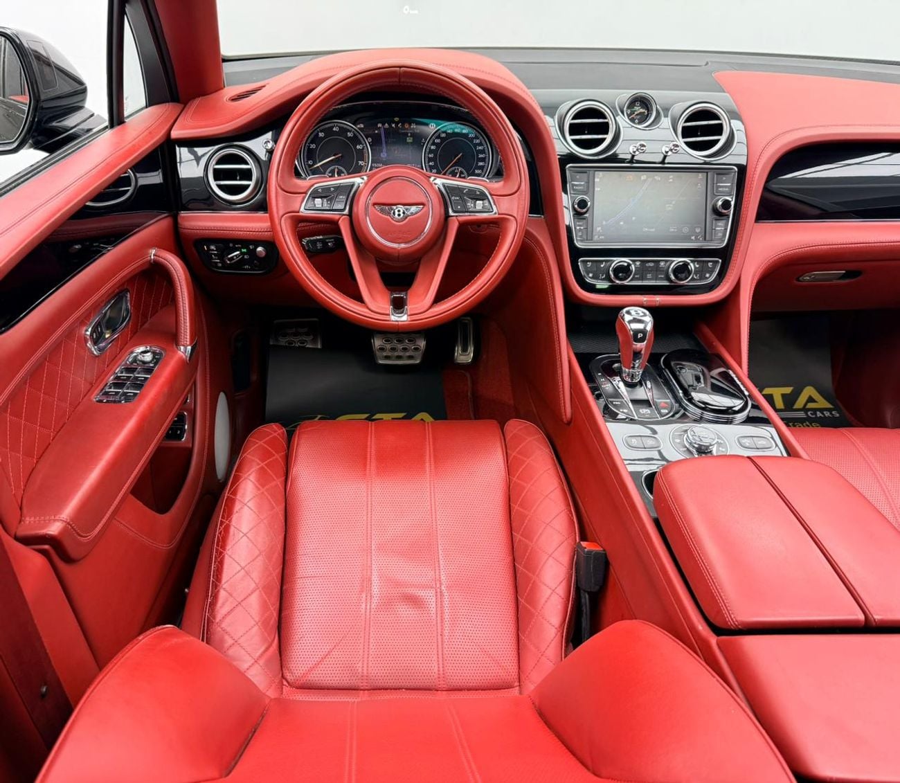 Bentley Bentayga 2017 Bentley Bentayga W12, Full Service History, Excellent Condition, GCC