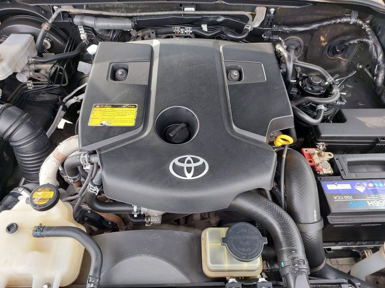 تويوتا هيلوكس (RAMADAN OFFER) TOYOTA HILUX PICKUP RHD 2016 MODEL 2.8 L DIESEL MANUAL(PM60567)