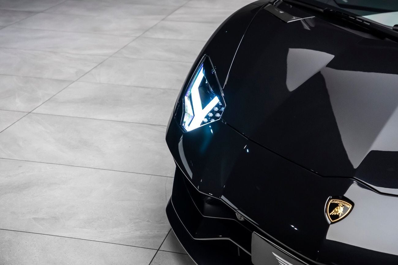 لامبورغيني أفينتادور 6.5L V12