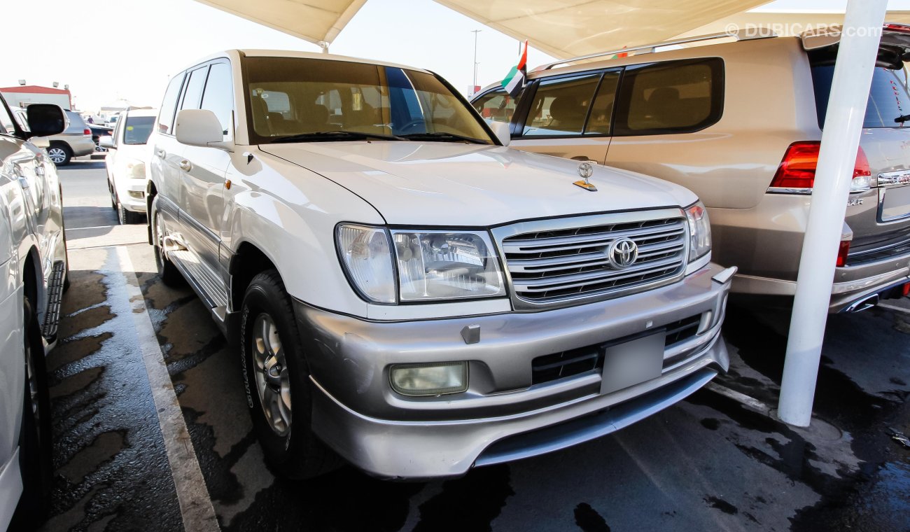 Toyota Land Cruiser GXR V6