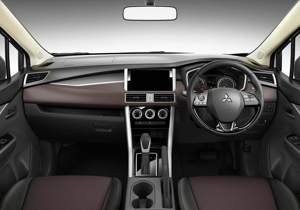 Mitsubishi Xpander interior - Cockpit