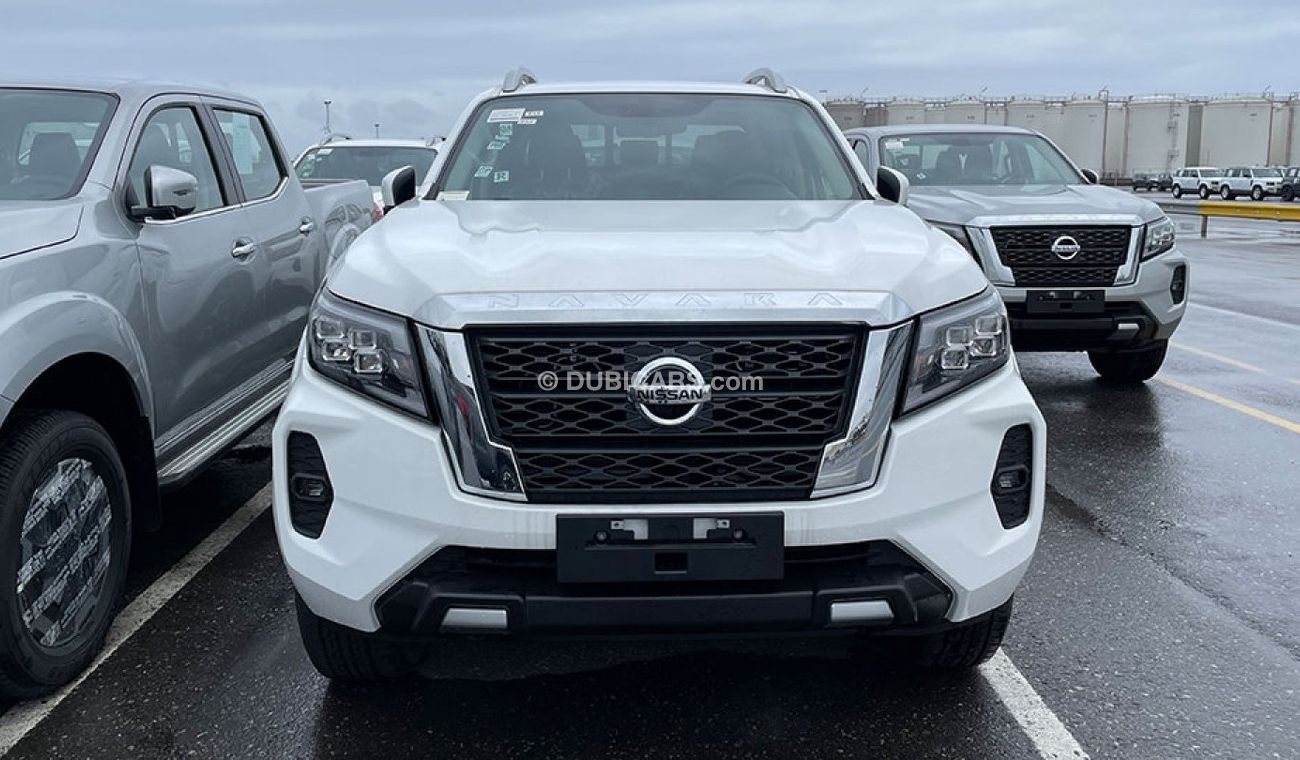 Nissan Navara LE+ 2.5L DIESEL 4X4 AT FULL OPTION