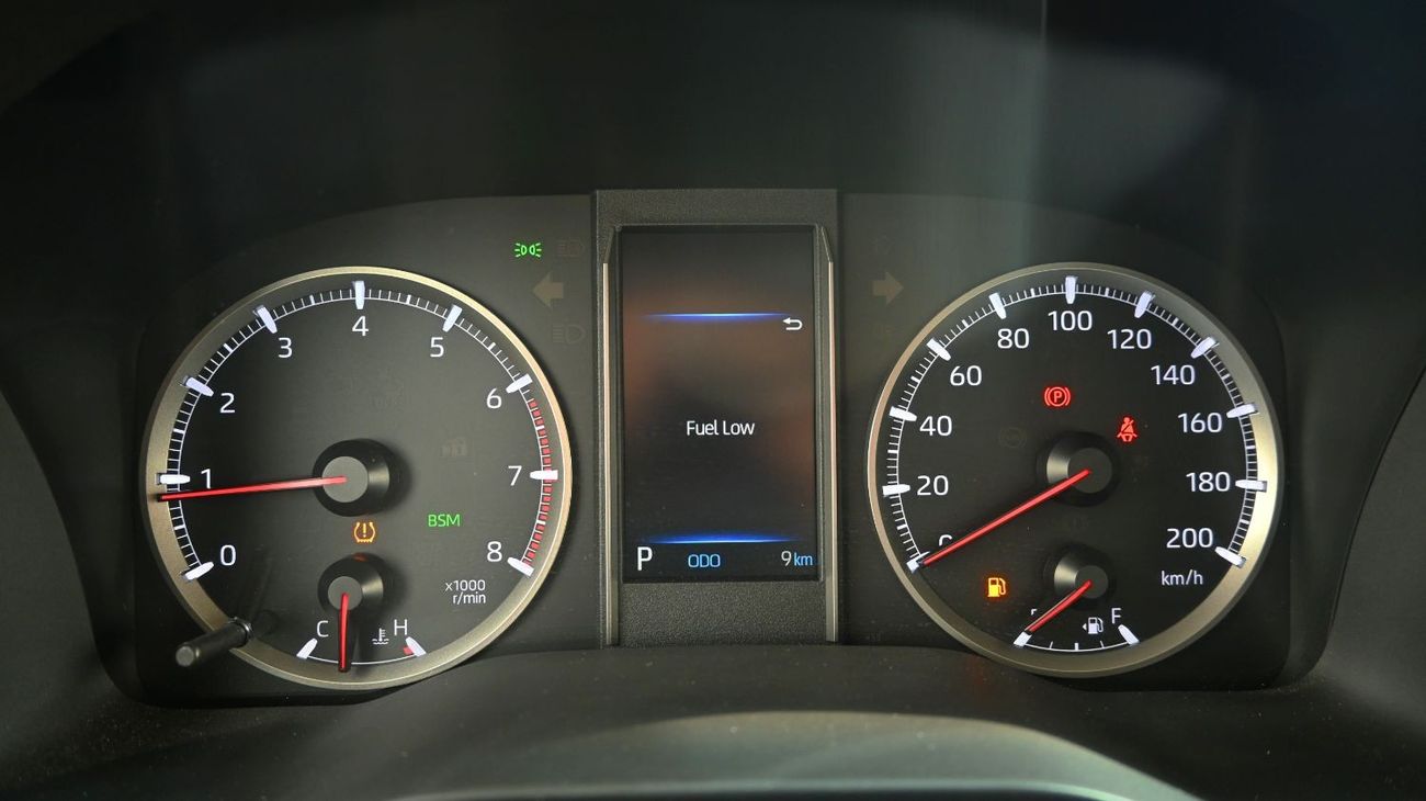 تويوتا جرافينا Toyota Granvia 2025 3.5L Petrol RWD 9 Seats Transmission Automatic  Black Outside Black Inside