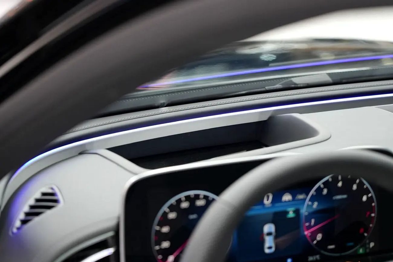 Mercedes-Benz E300 E 300 | GCC 0km | Agency Warranty | AMG Package