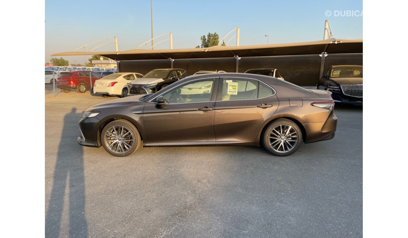 Toyota Camry 2.5 Ltr Hybrid