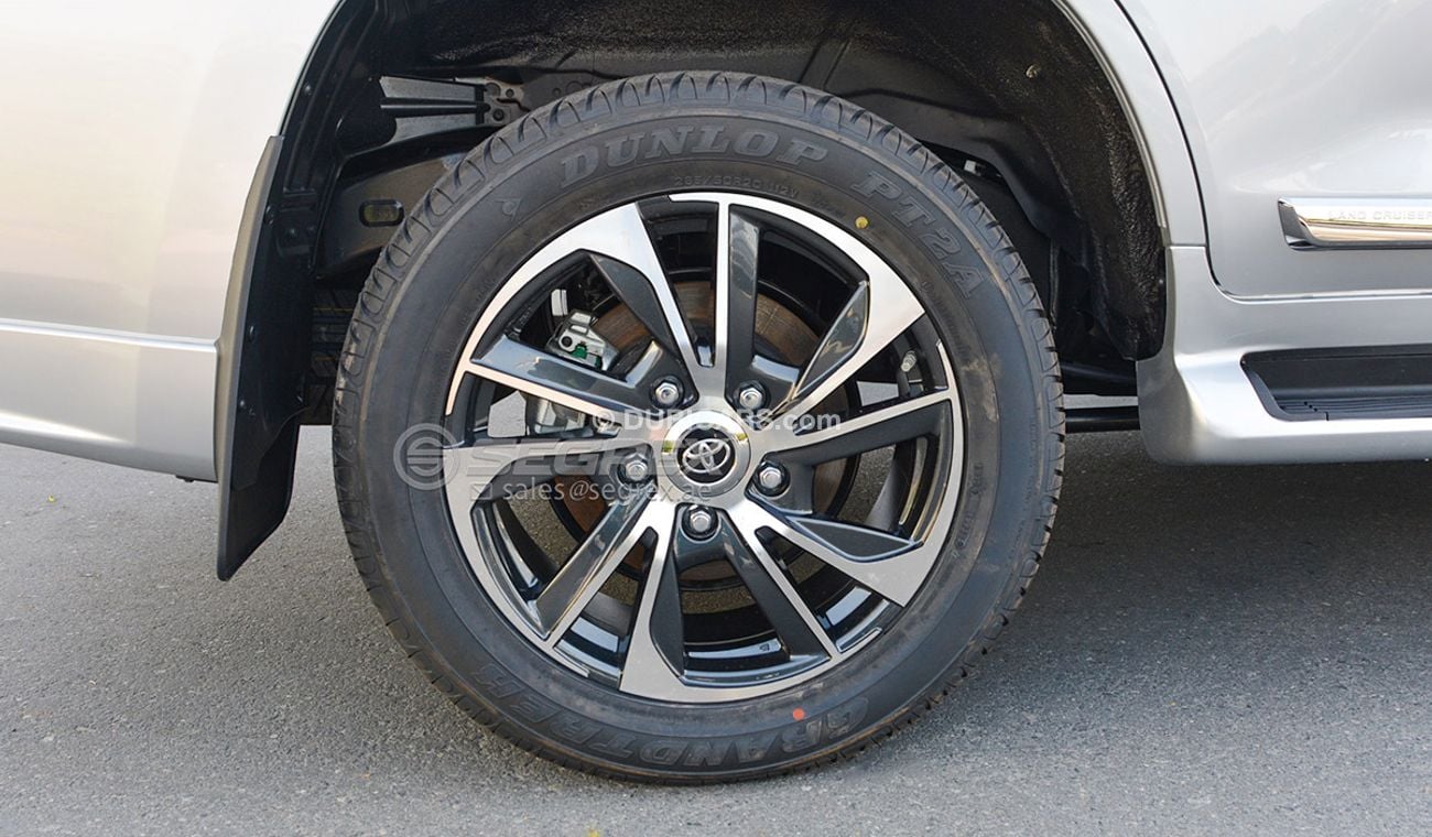 Toyota Land Cruiser LC200 4.5 TDSL GT A/T 360 CAMERA, JBL SOUND SYSTEM MODEL 2019, 2020 MODIFIED