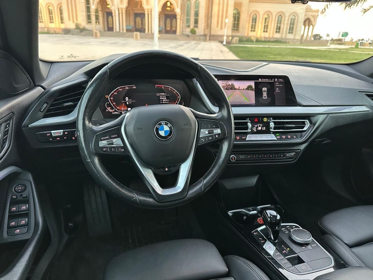 بي أم دبليو 228i