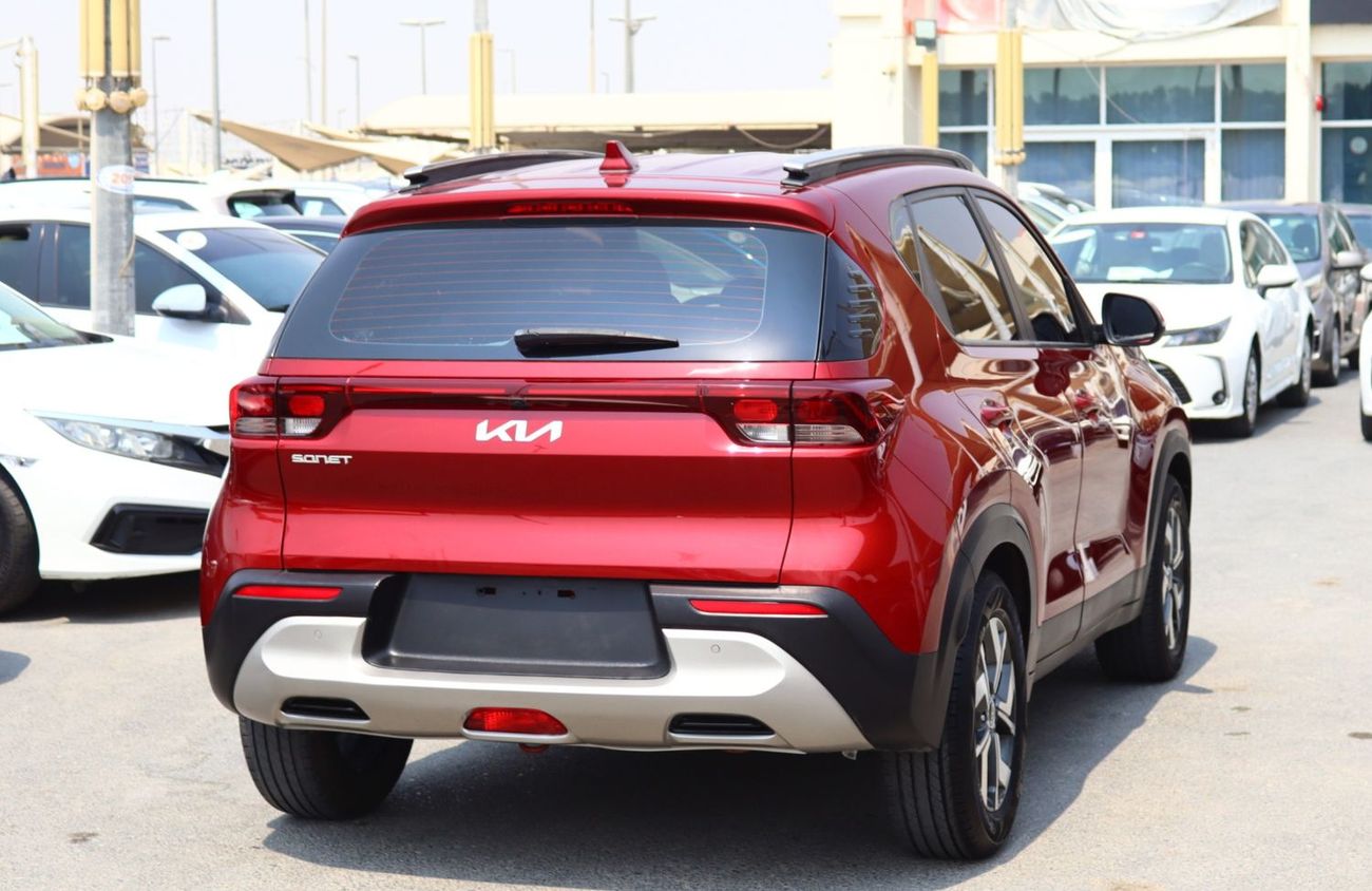 Kia Sonet LX2 1.5L Kia Sonet 2023 GCC in excellent condition, 71,000 km, 1500 cc engine, price 48,000 dirhams