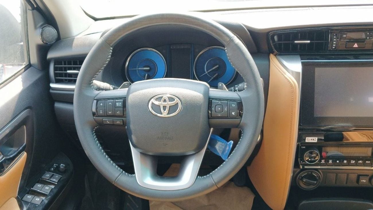Toyota Fortuner Toyota Fortuner 2.4L Diesel GCC 2024YM
