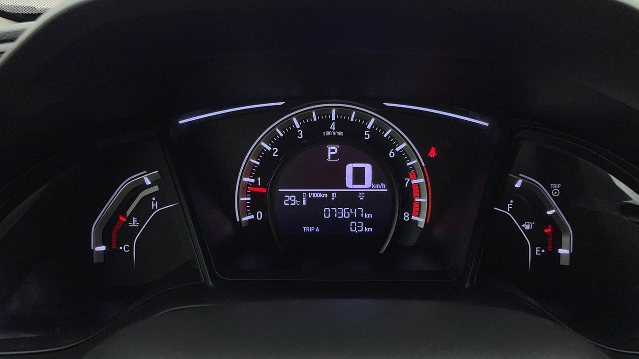 هوندا سيفيك DX 1.6 | بدون دفعة مقدمة | اختبار قيادة مجاني للمنزل